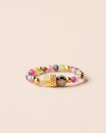 A - Ring with mixed gemstones A - Ring with mixed gemstones