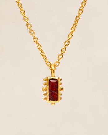II-Collier red jasper rectangle 2x5mm with dots gold plated