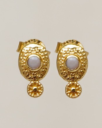 E-Earrings stud pink opal 2mm in oval  gold pltd.