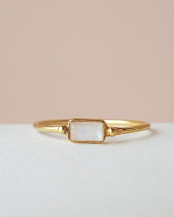 E - Ring Mantis stone 4x5mm rectangle