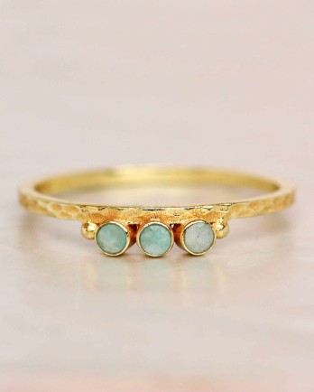 E- ring size 52 amazonite three stones two dots hammered gol