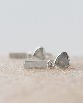 F - Earring stud Q’ero labradorite 3mm heart