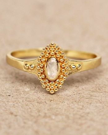 F- ring size 54 white moonstone with dots gold plated