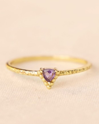 F - Ring size 56 amethyst 3mm triangle dots g. pl.
