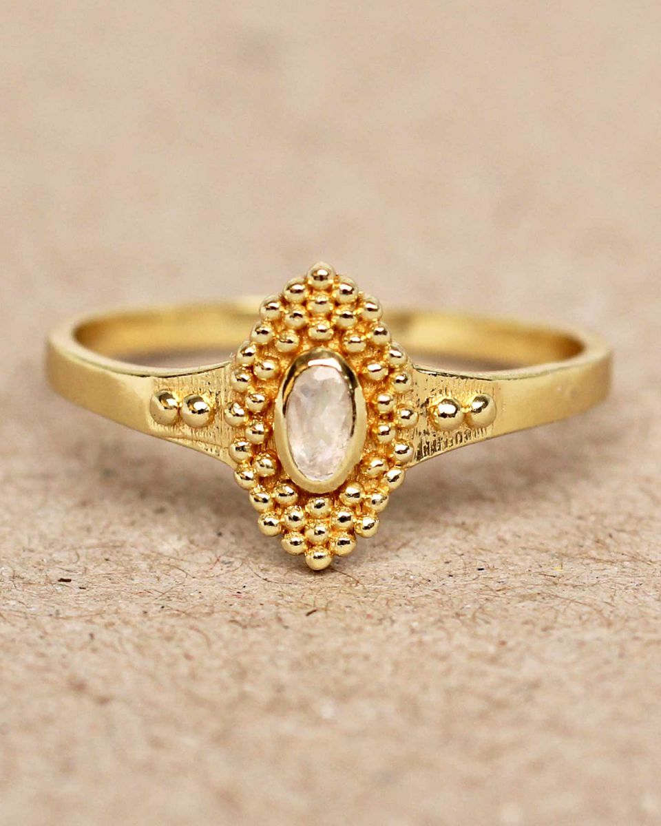 f ring size 56 white moonstone with dots gold plated