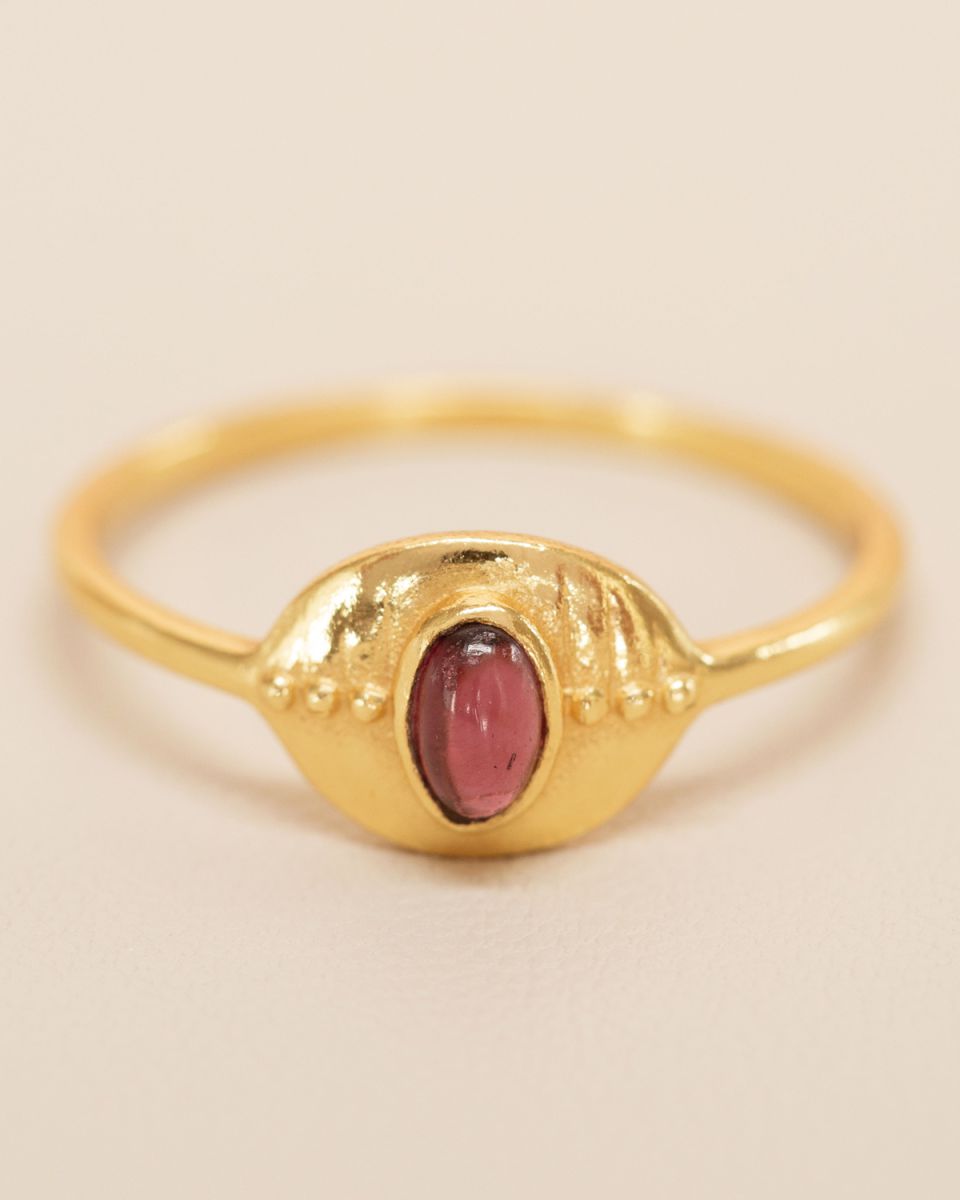 g ring adele size 50 oval 4x5mm garnet scratched gpl