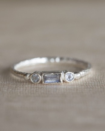G - Ring Allai size 52 2x4mm labradorite+ blue topaz G - Ring Allai size 52 2x4mm labradorite+ blue topaz