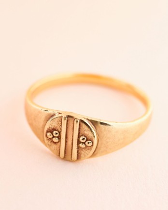 G- ring size 50 circle and dots gold plated