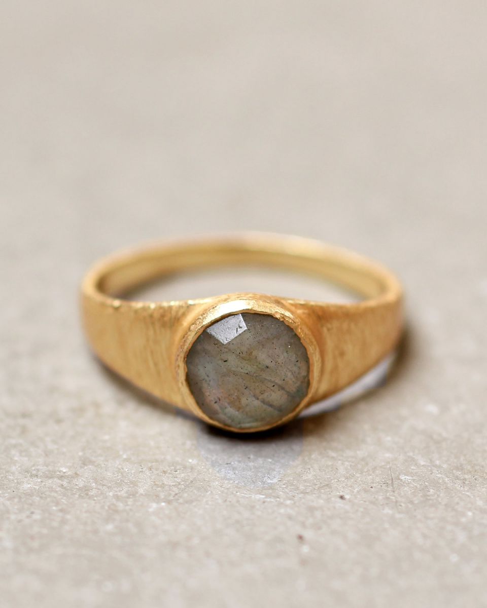 gg ring size 52 8mm labradorite signet gold plated