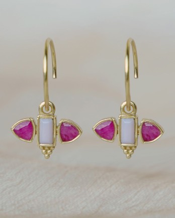 GG - Earring hanging ruby + pink opal opposite