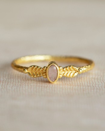 GG - Ring Adoré size 56 oval rose quartz with leaves g.pl.