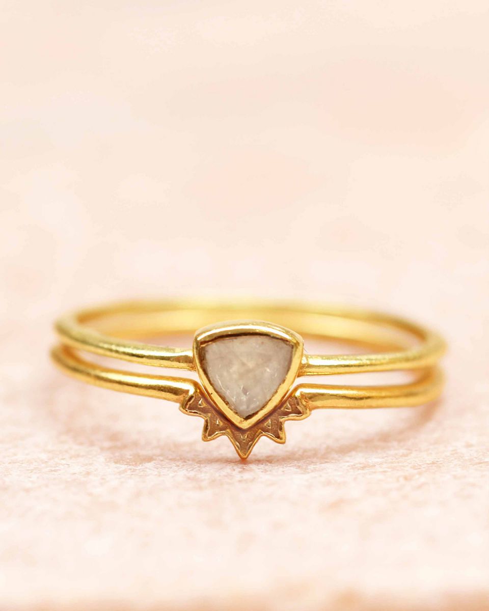 h ring size 50 triangle moonstone set of 2 gold plated