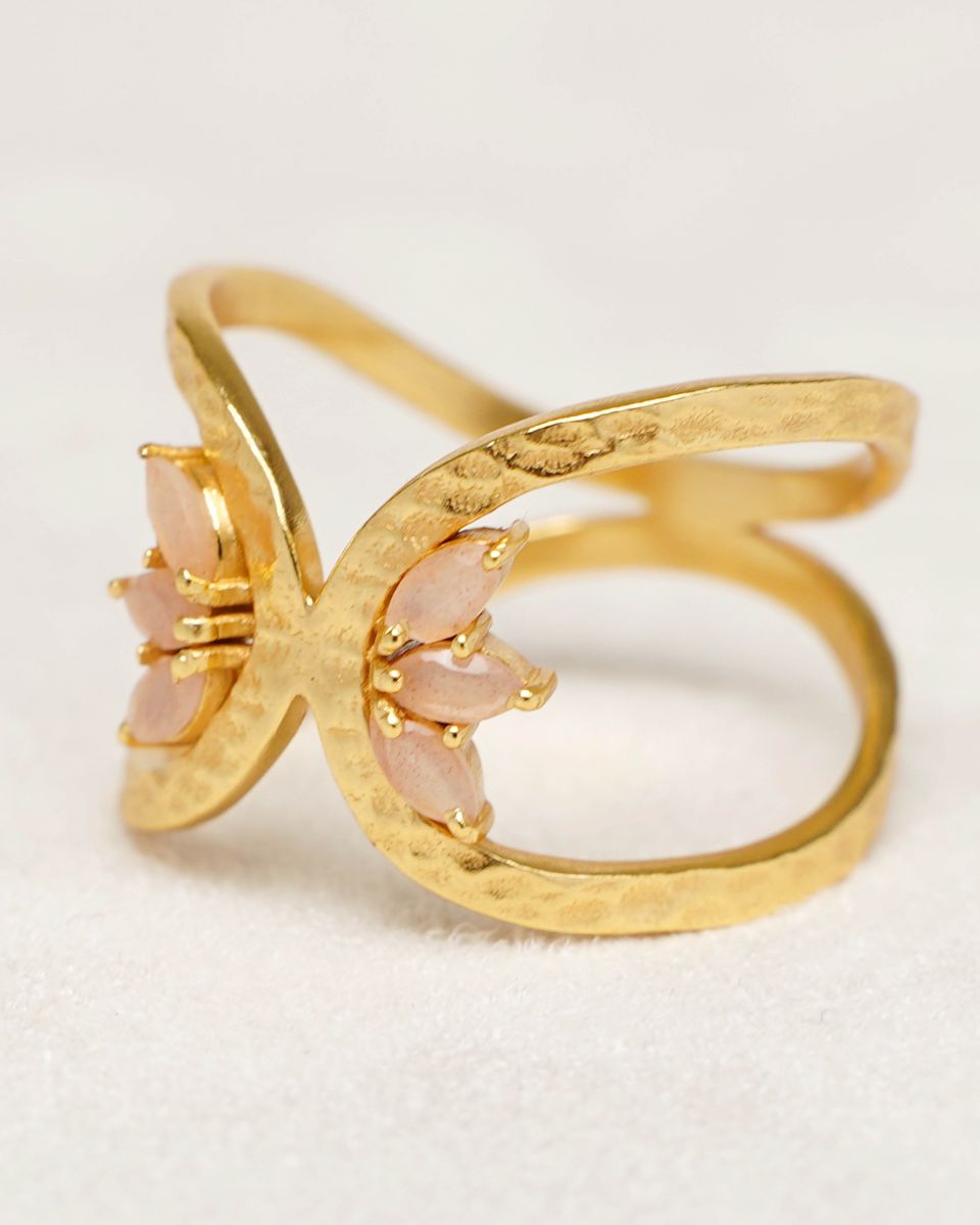ring size 56 peach moonstone 2x4mm butterfly wings gem gold